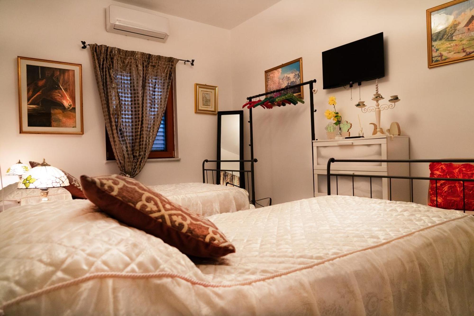 Bed and Breakfast Truni Farm Country House à Bisaccia Chambre photo